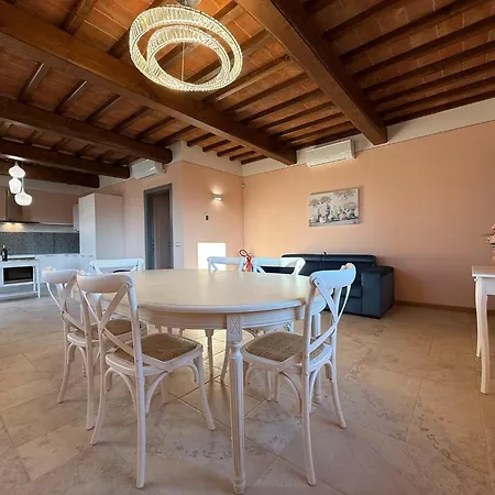 Spacious With Infinity Pool Lejlighed Poppi